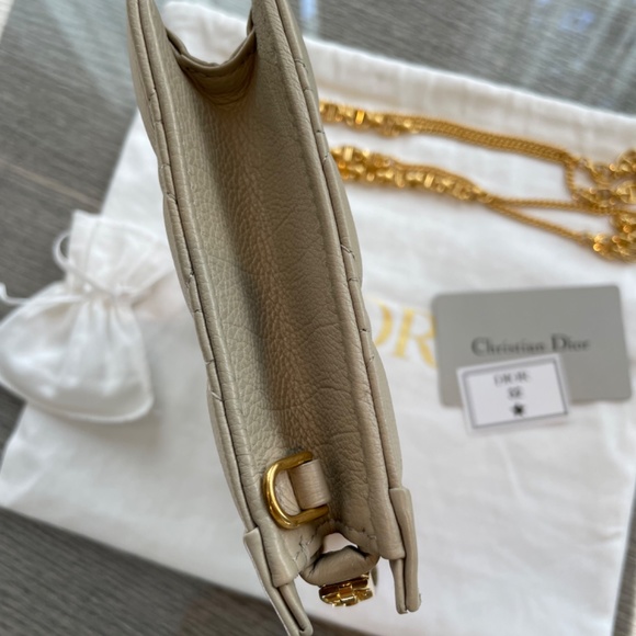 DIOR CARO ZIPPED POUCH WITH CHAIN - Picture 8 of 15